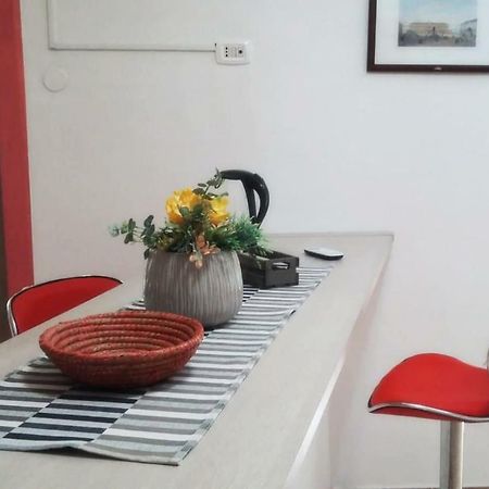 شقة Casa Vacanza Le Moko' نابولي المظهر الخارجي الصورة