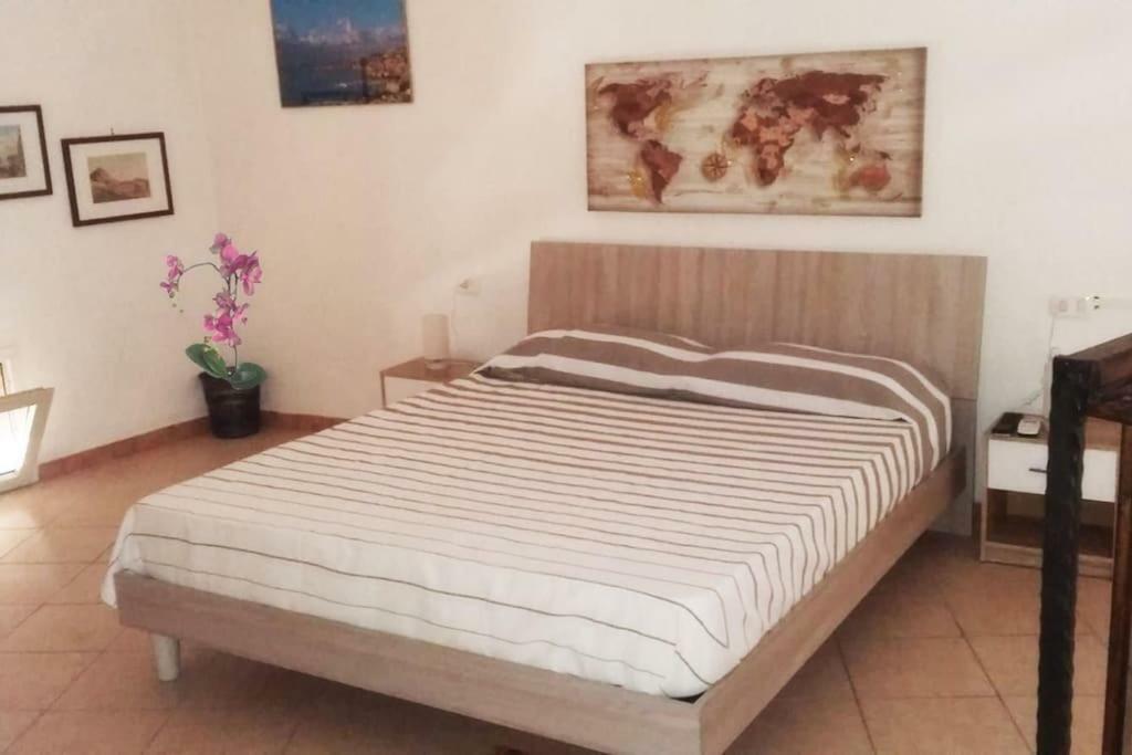 شقة Casa Vacanza Le Moko' نابولي المظهر الخارجي الصورة